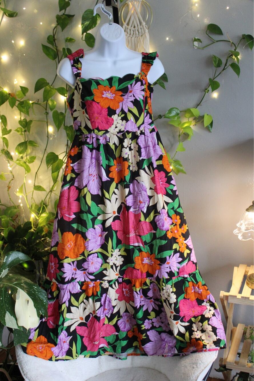 Umgee NWT Floral Smocked Midi Dress